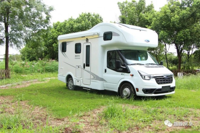 9月2日郑州房车展：趣蜂房车全顺C型，纵情跋涉，看昼夜轮转！a4149d83cf408c68e24f60d7ce7d1608