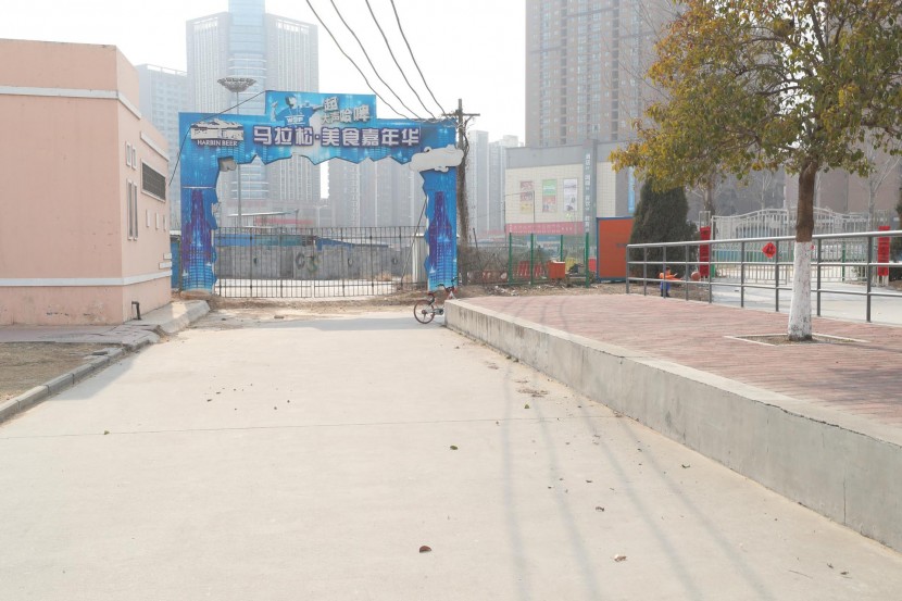 3.31郑州房车展场地河南省体育中心 WLH_3522