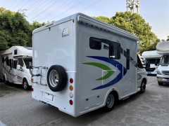 2019款阿娜亚依维柯欧胜C型小额头房车 依维柯