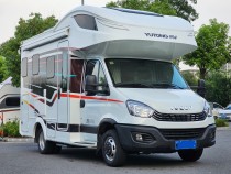 宇通房车 2022款2022款C535旗舰版双拓展