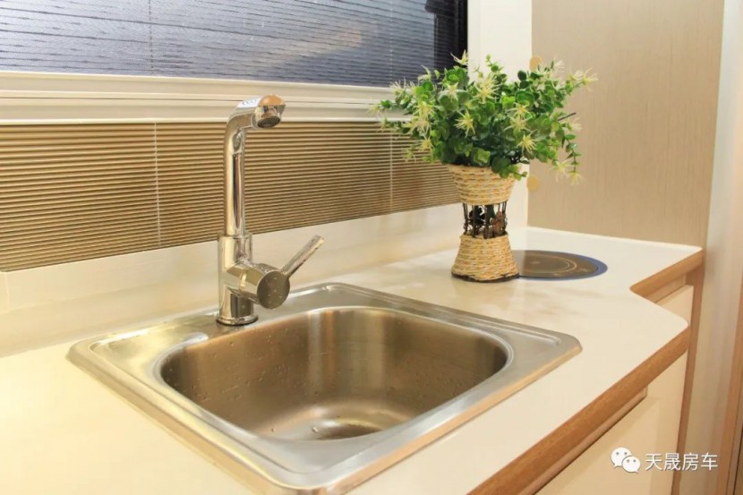 【深度剖析】天晟房车420,每一个经得住推敲的点