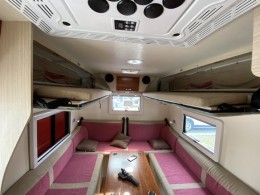 2019款博微全铝板C型房车 全铝板车身U型卡座C型