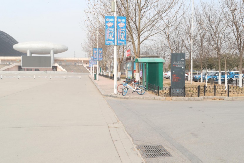 3.31郑州房车展场地河南省体育中心 WLH_3264