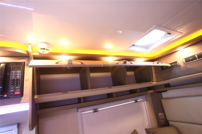 拓锐斯特依维柯C型欧尚II版TIC-611A 56.8万起 2E1A4664