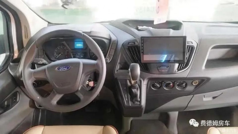 费德姆F530房车，福特新全顺底盘值得信赖图片
