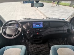 宇通 C330
