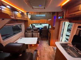 华居房车 2020款华居依维柯欧胜