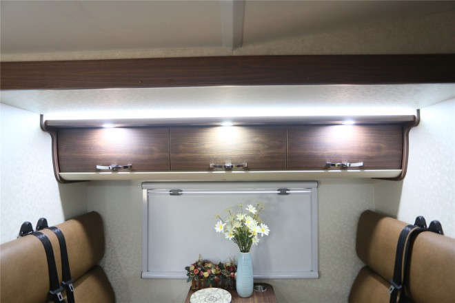 拓锐斯特依维柯C型舒适版TIC-610 52.8万起 00001354