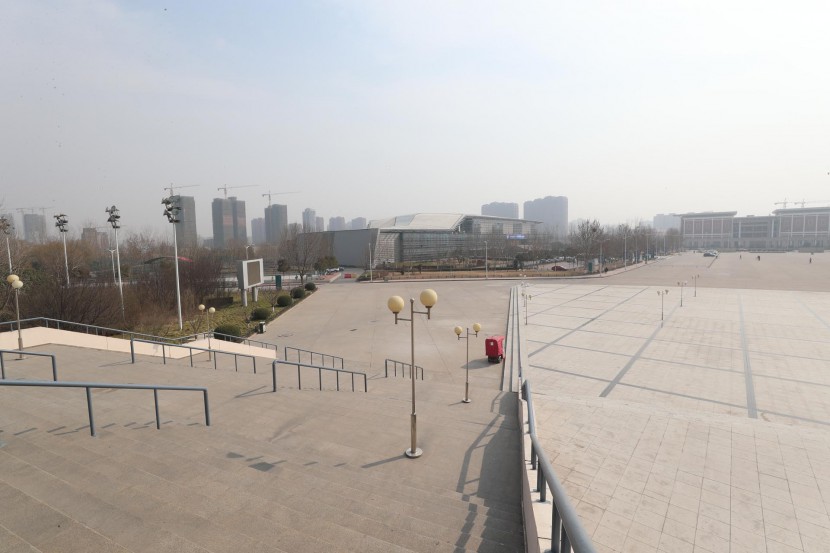 3.31郑州房车展场地河南省体育中心 WLH_2983