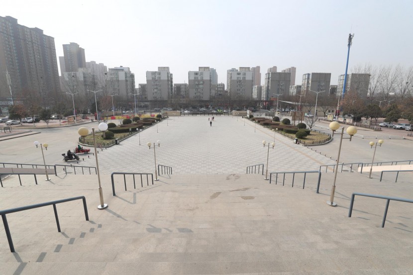 3.31郑州房车展场地河南省体育中心 WLH_3429