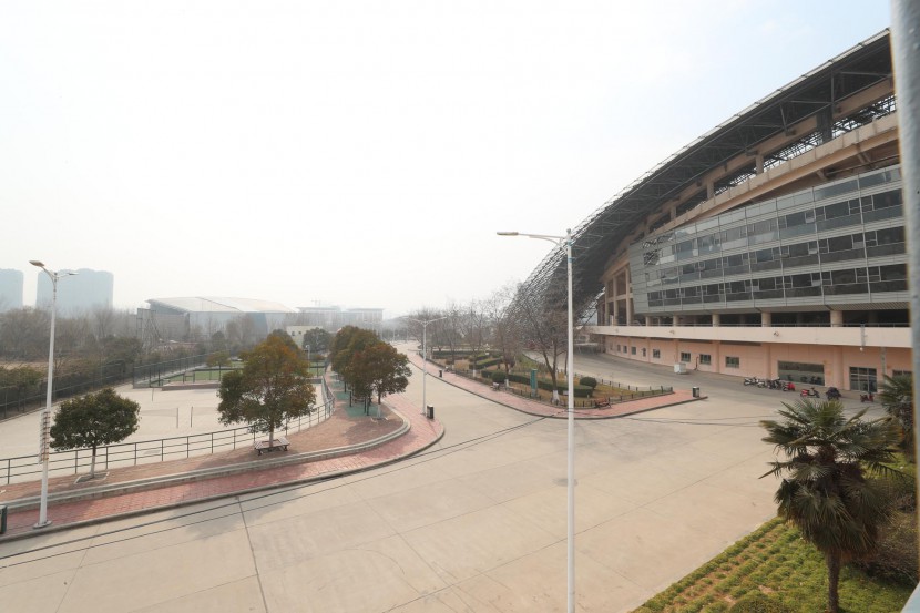 3.31郑州房车展场地河南省体育中心 WLH_2863