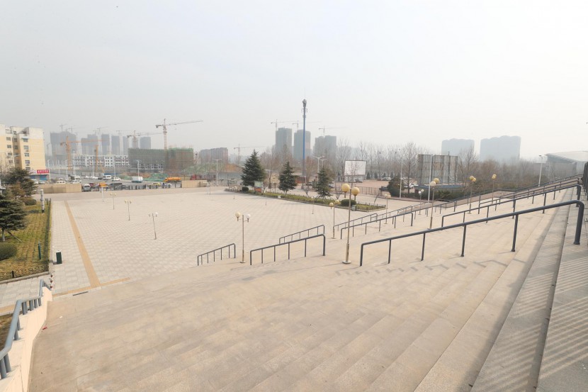 3.31郑州房车展场地河南省体育中心 WLH_2902