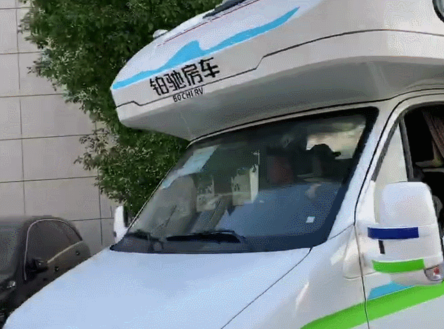 “走进铂驰工厂，解密房车生产”--铂驰房车年终感恩团购会顺利落幕
