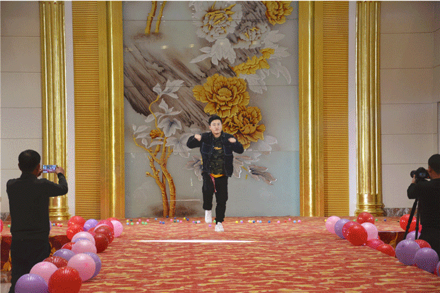 拓锐斯特房车年会盛典丨乘风破浪,砥砺前行!